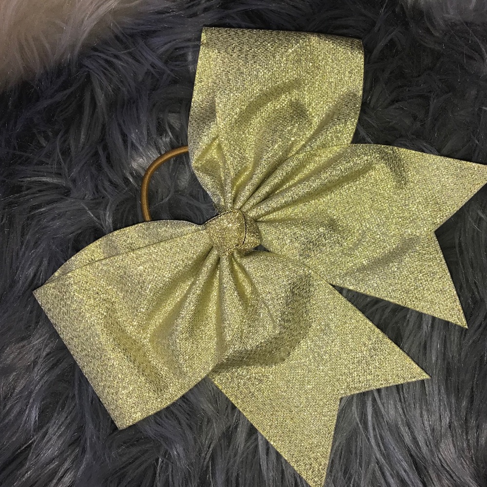Jumbo cheer bow